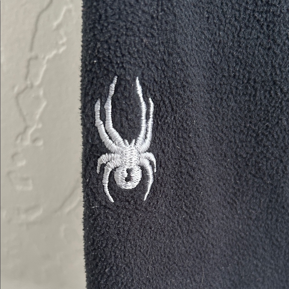 Spyder Women's Black and Gray fleece Jacket - Picture 4 of 4